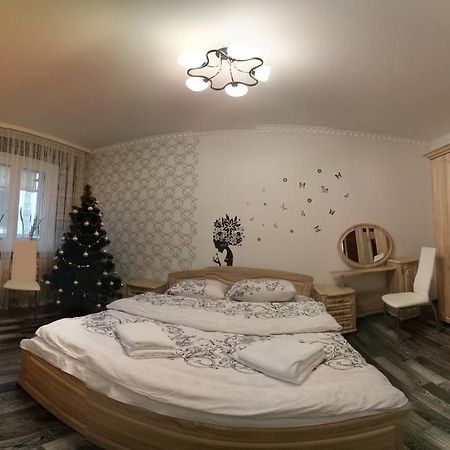 Apartment on Novaya Street 5 Bila Tserkva Bagian luar foto