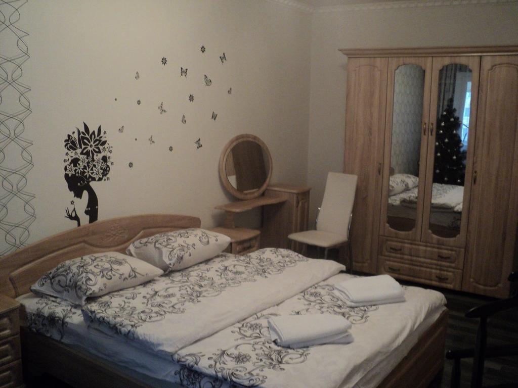 Apartment on Novaya Street 5 Bila Tserkva Bagian luar foto